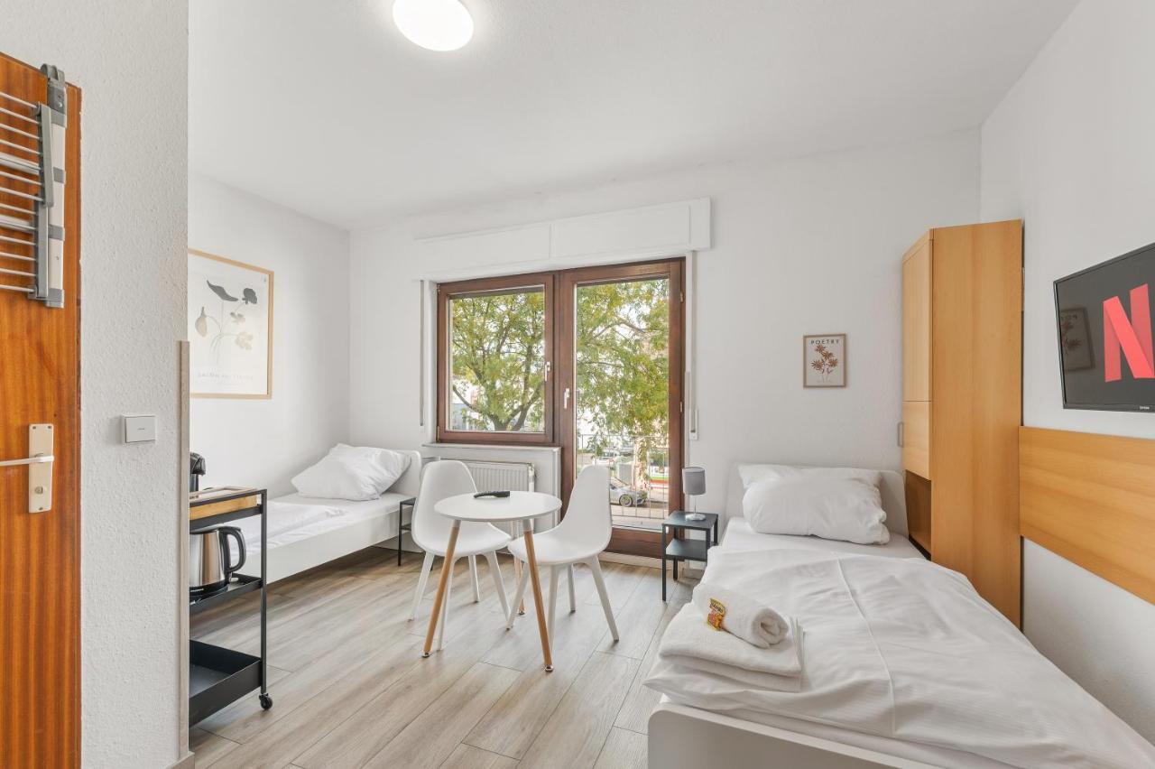Home2Stay Apartmenthaus Heilbronn City Kitchen Parking Highspeed Wifi Washroom Esterno foto