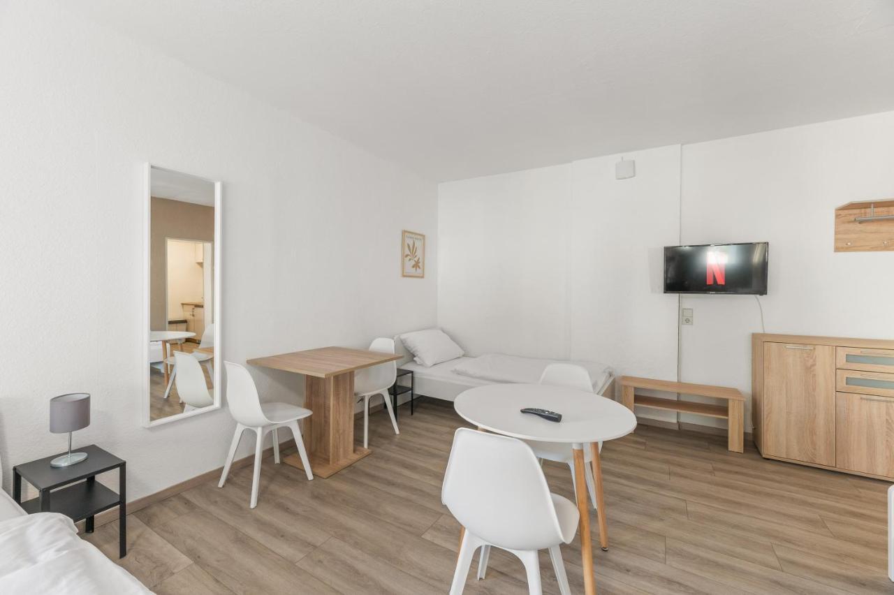 Home2Stay Apartmenthaus Heilbronn City Kitchen Parking Highspeed Wifi Washroom Esterno foto
