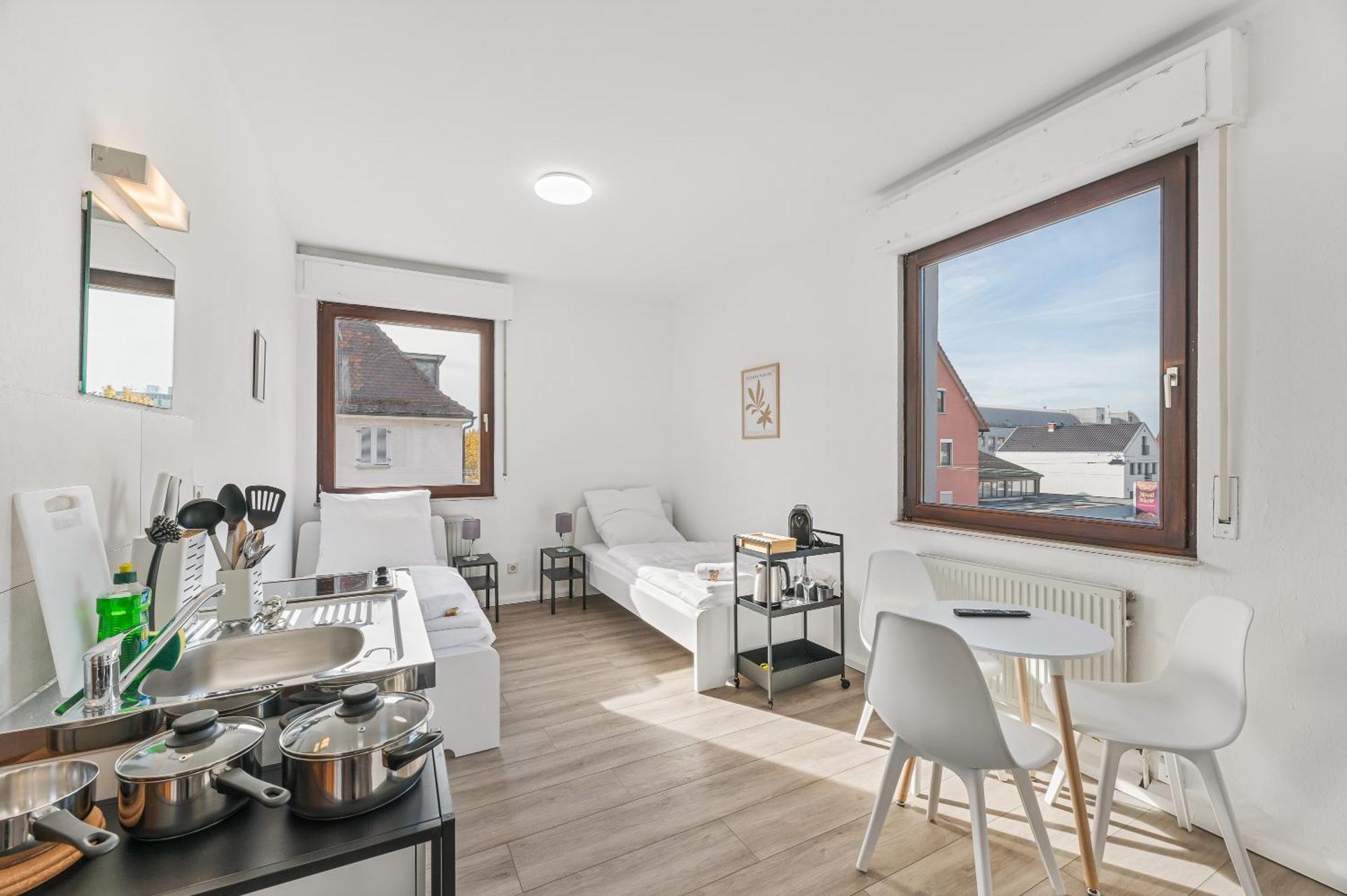 Home2Stay Apartmenthaus Heilbronn City Kitchen Parking Highspeed Wifi Washroom Esterno foto