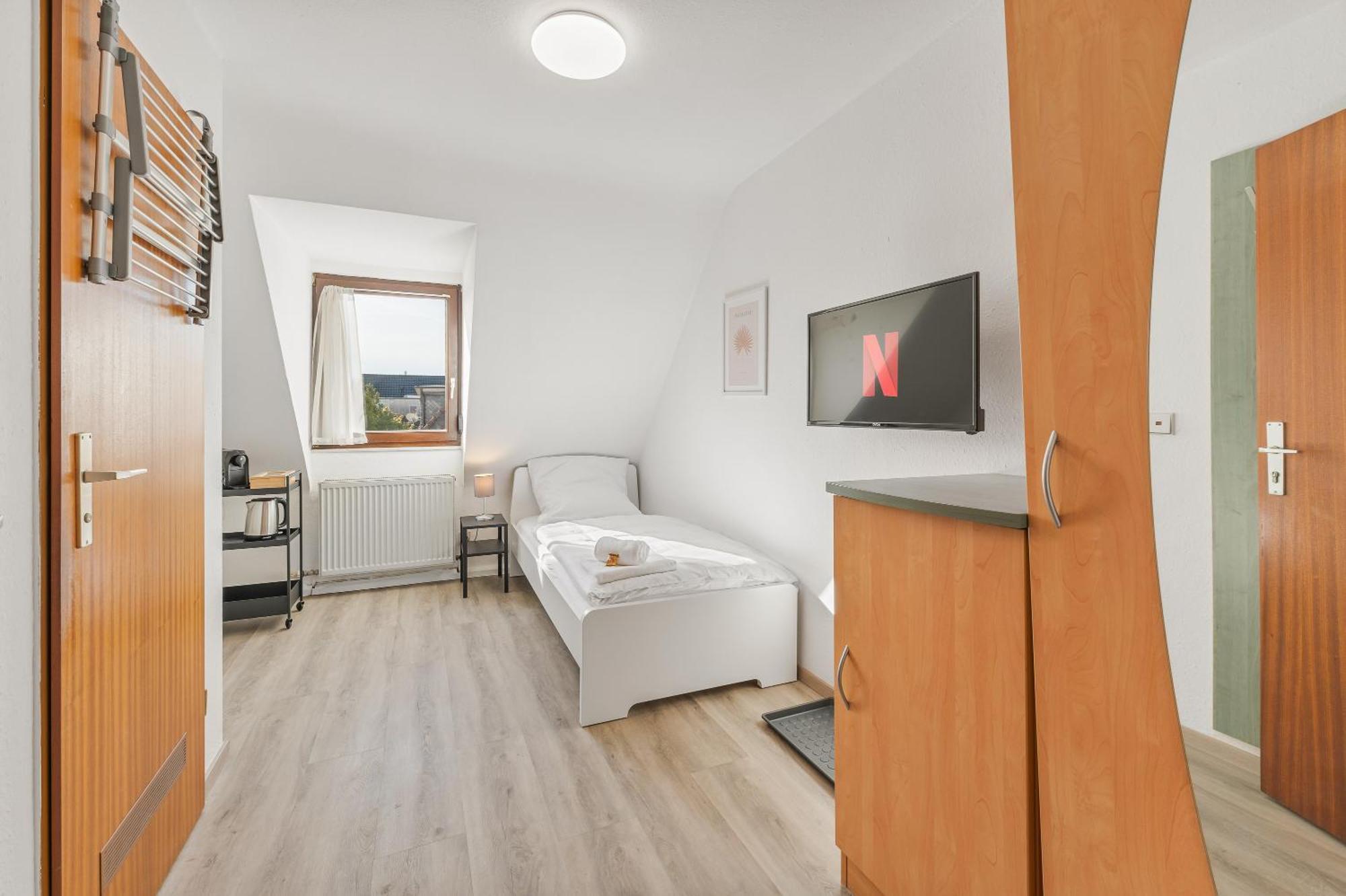 Home2Stay Apartmenthaus Heilbronn City Kitchen Parking Highspeed Wifi Washroom Esterno foto