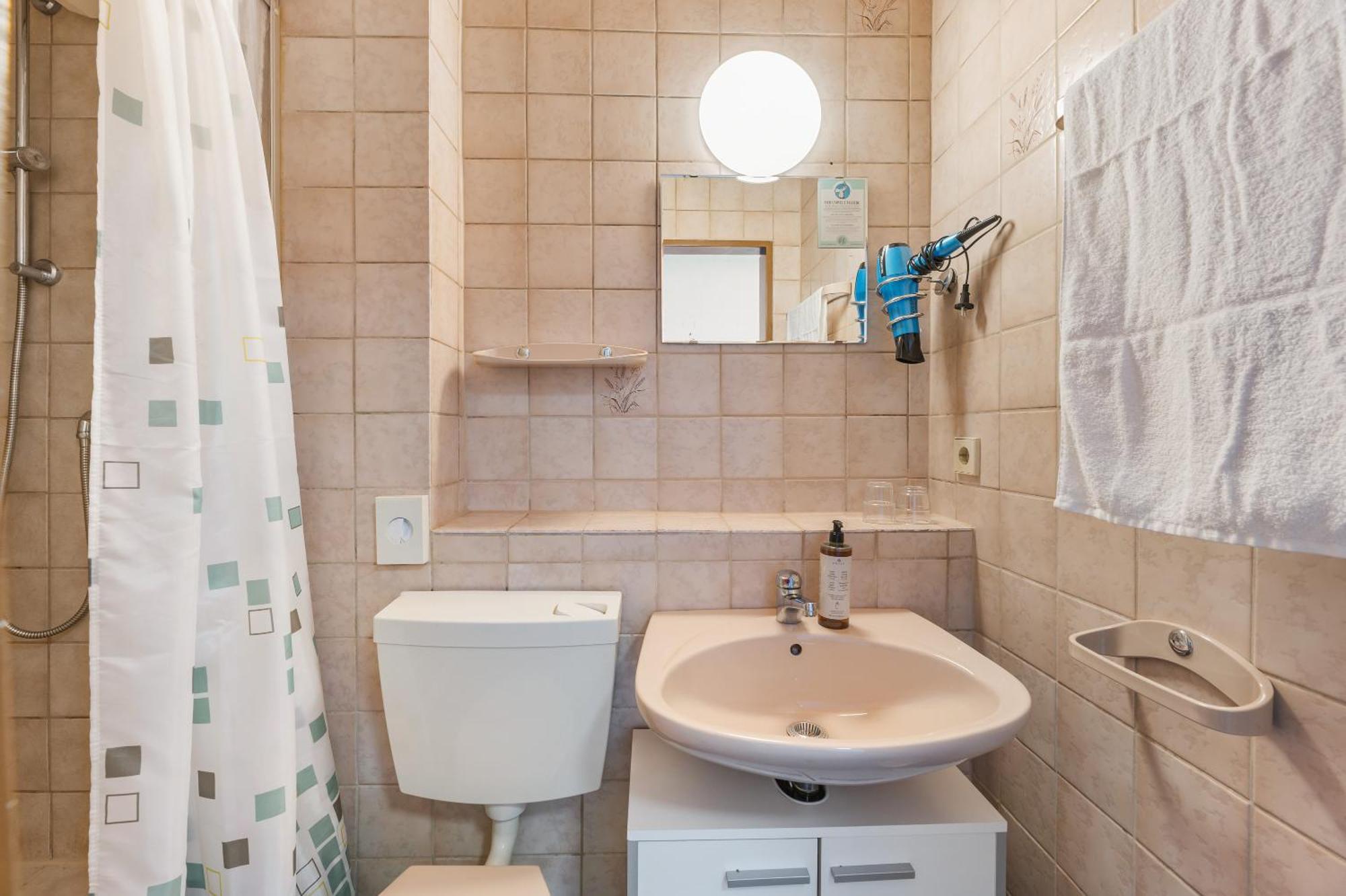 Home2Stay Apartmenthaus Heilbronn City Kitchen Parking Highspeed Wifi Washroom Esterno foto